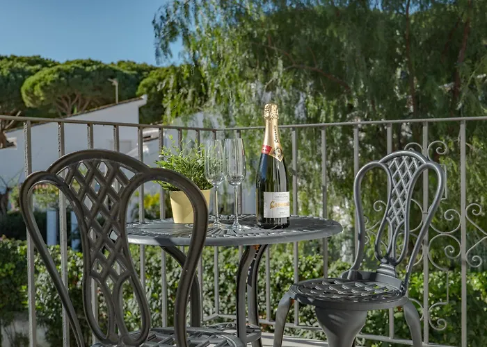 Luxury Marbella Area, Jacuzzi, Near 别墅 *