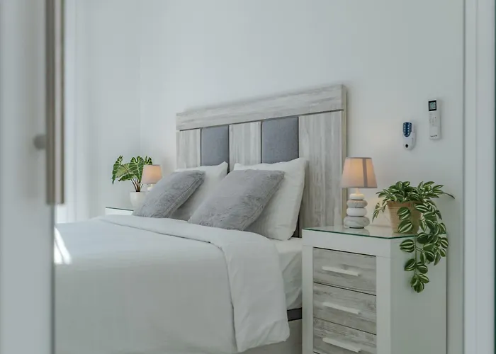 Luxury Marbella Area, Jacuzzi, Near 别墅 *