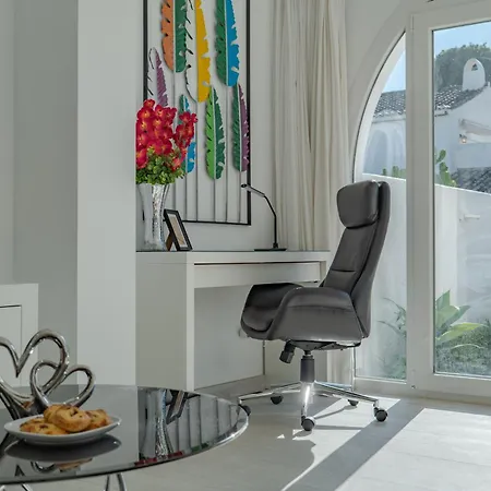 Luxury Marbella Area, Jacuzzi, Near * Estepona