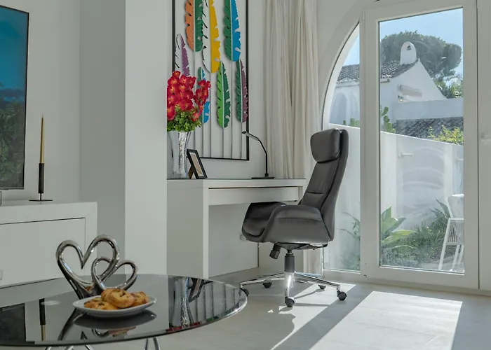 Luxury Marbella Area, Jacuzzi, Near * Estepona