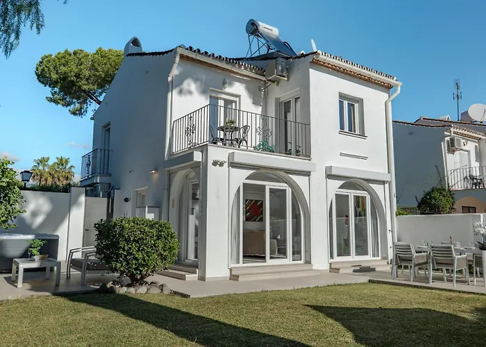 Luxury Marbella Area, Jacuzzi, Near فيلة *