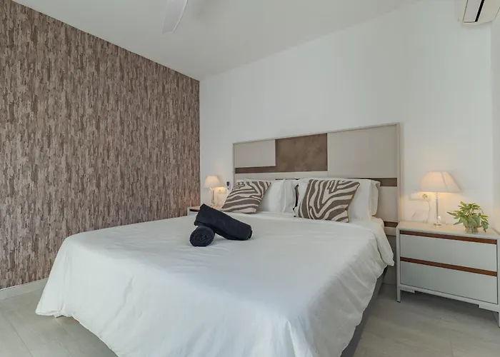 Luxury Marbella Area, Jacuzzi, Near * إِستيبونا